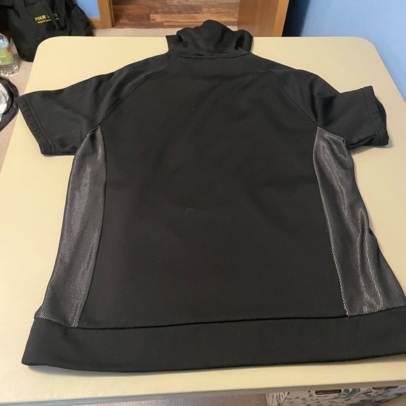 Gray/black Xertin short sleeve hooded zip-up with drawstrings - Picture 6 of 6